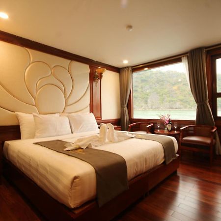 Отель Calypso Cruises Cat Hai Экстерьер фото